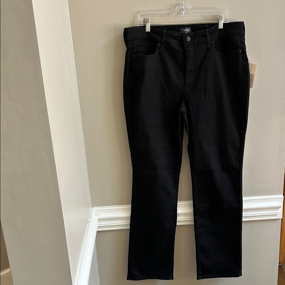 NYDJ Marilyn Straight Black Jeans NWT Size 16